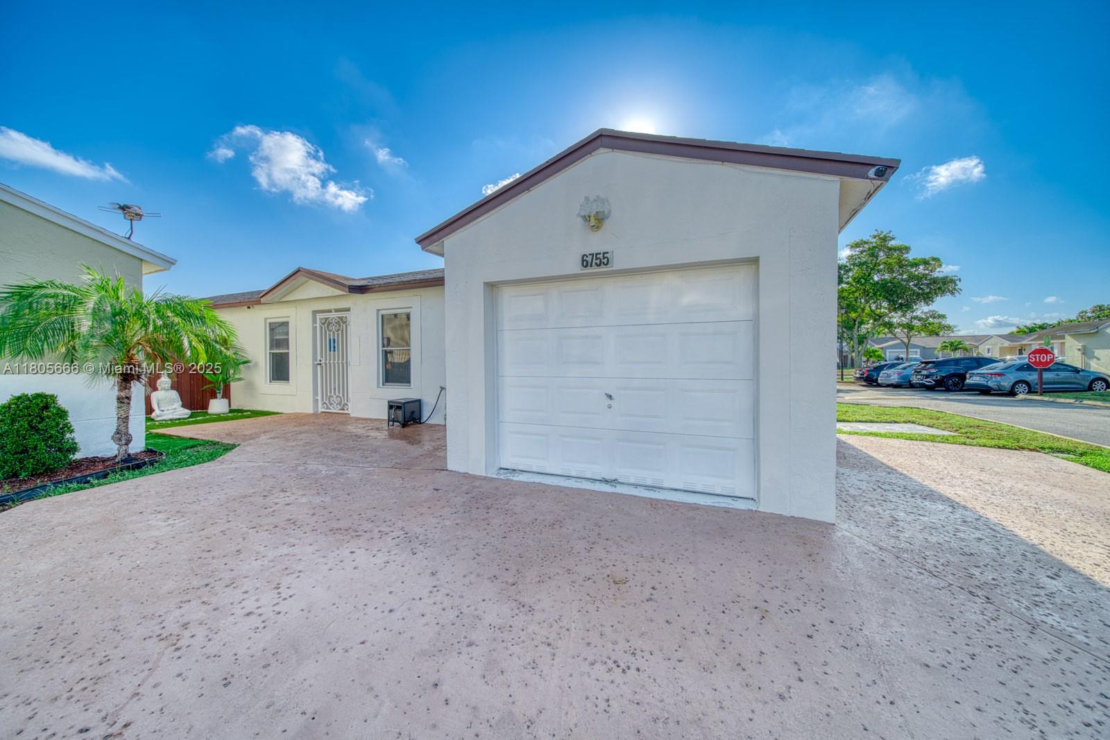 6755 NW 199th St, Hialeah, Florida image 1