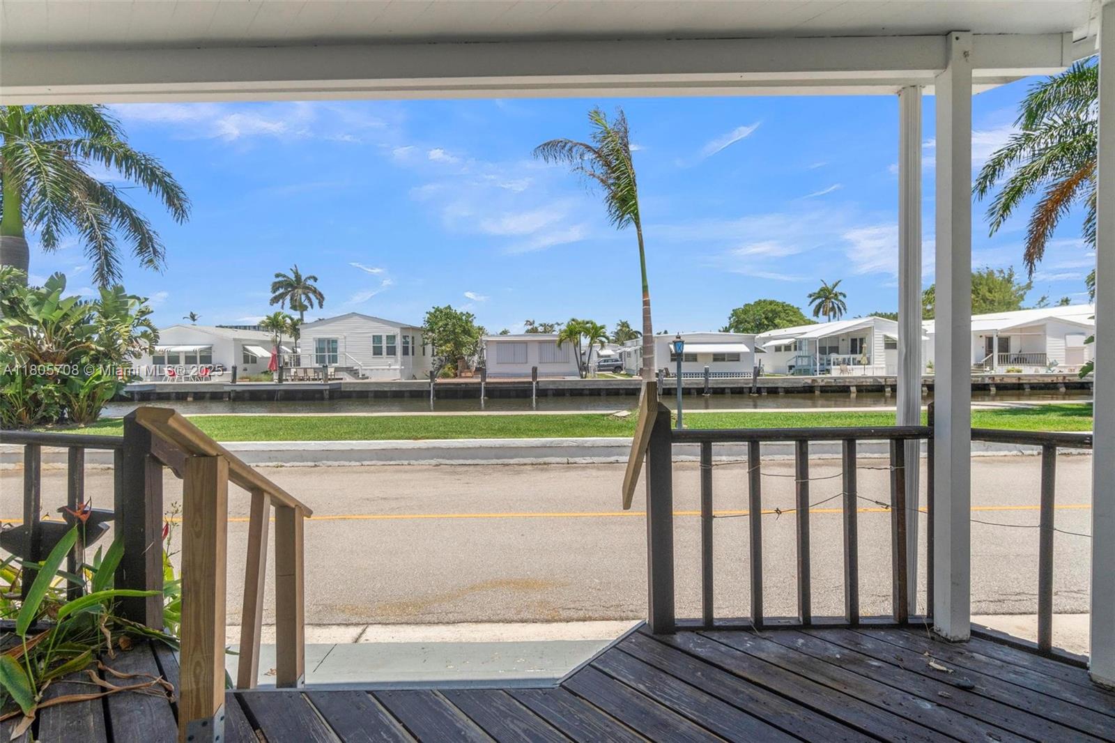 204 Flamingo Dr, Briny Breezes, Florida image 2