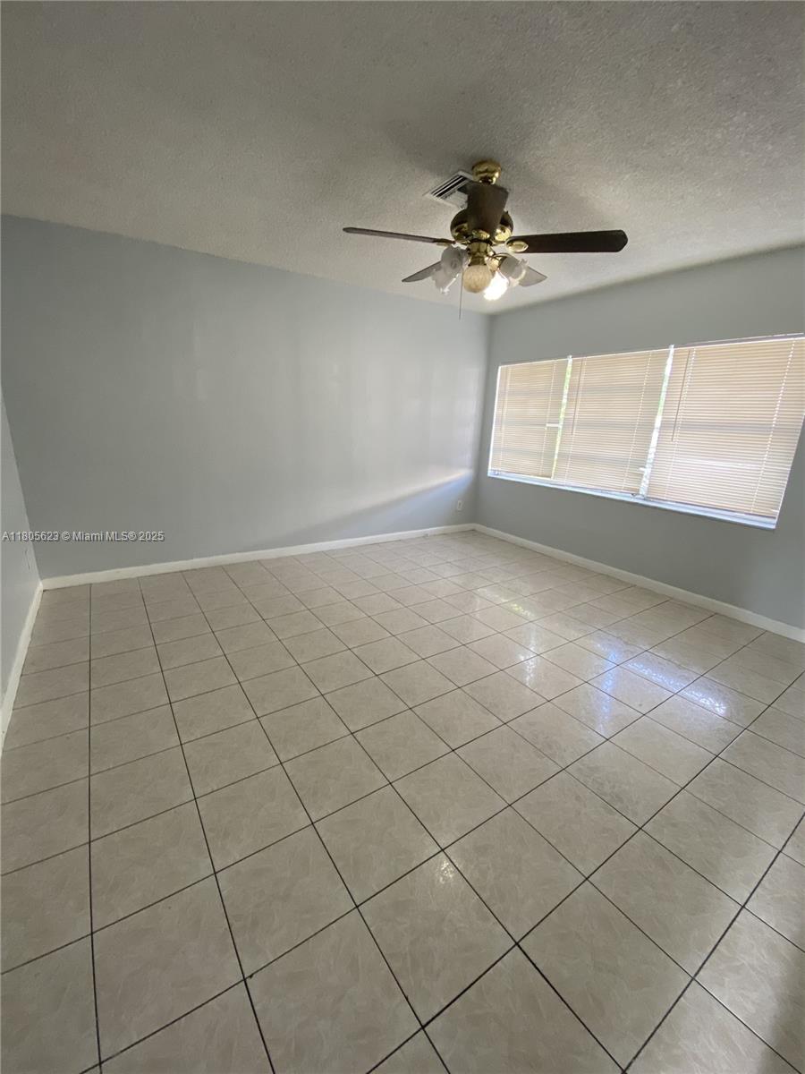 5746 Polk St, Hollywood, Florida image 12