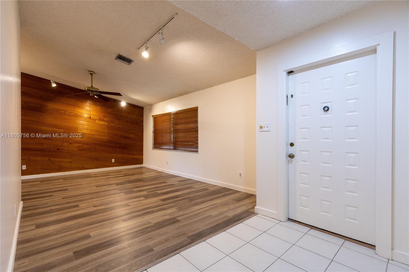 11611 SW 112th St, Miami, Florida image 4