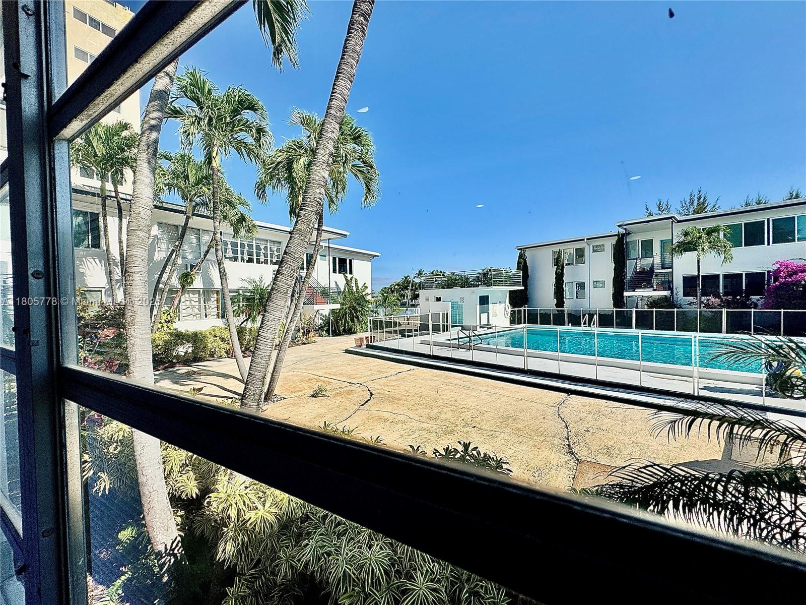 4710 Pine Tree Dr #31, Miami Beach, Florida image 16