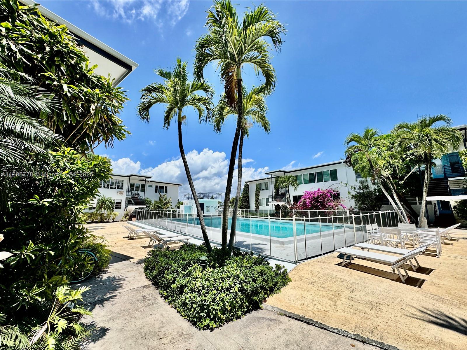 4710 Pine Tree Dr #31, Miami Beach, Florida image 2