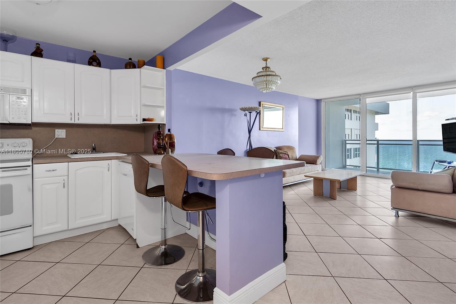 Property photo # 9