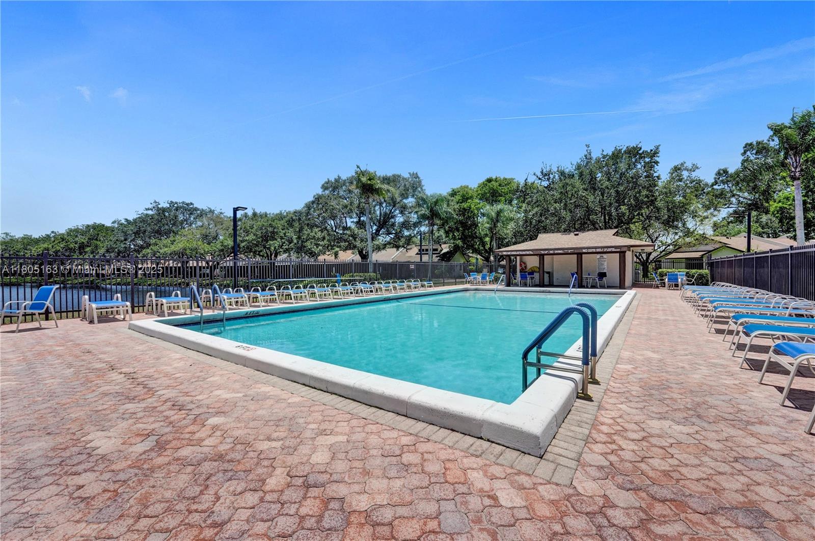 1561 NW 98th Ter, Pembroke Pines, Florida image 42