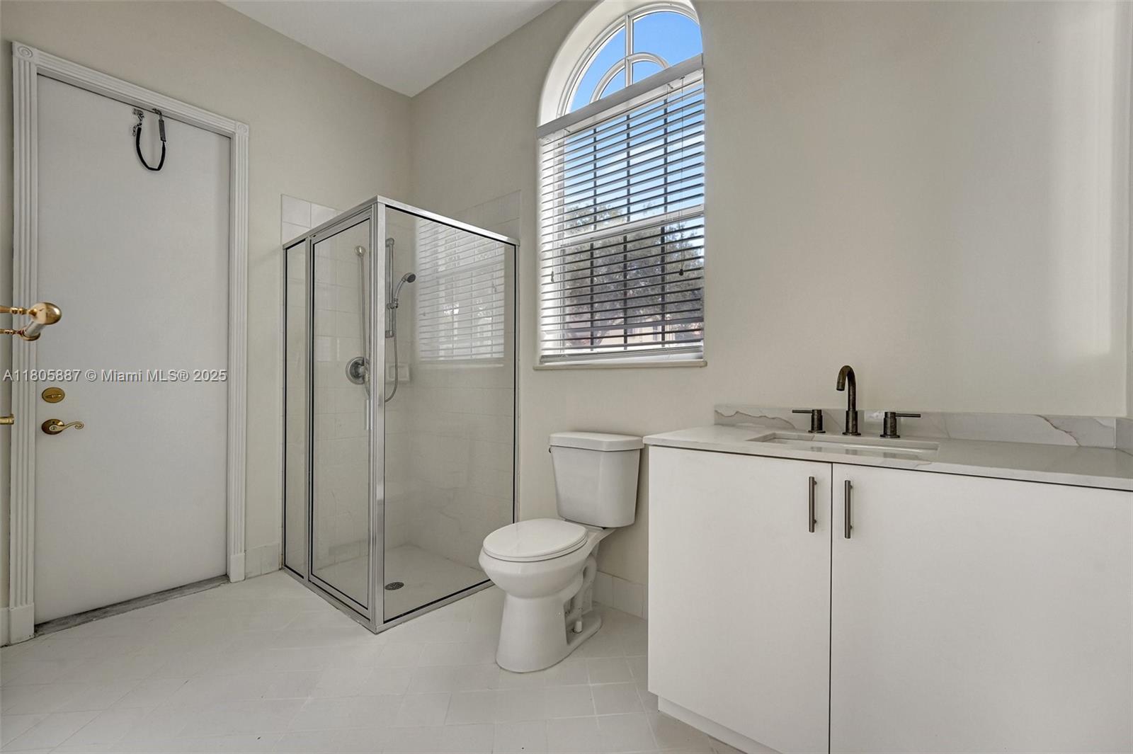 1560 Shoreline Way, Hollywood, Florida image 24