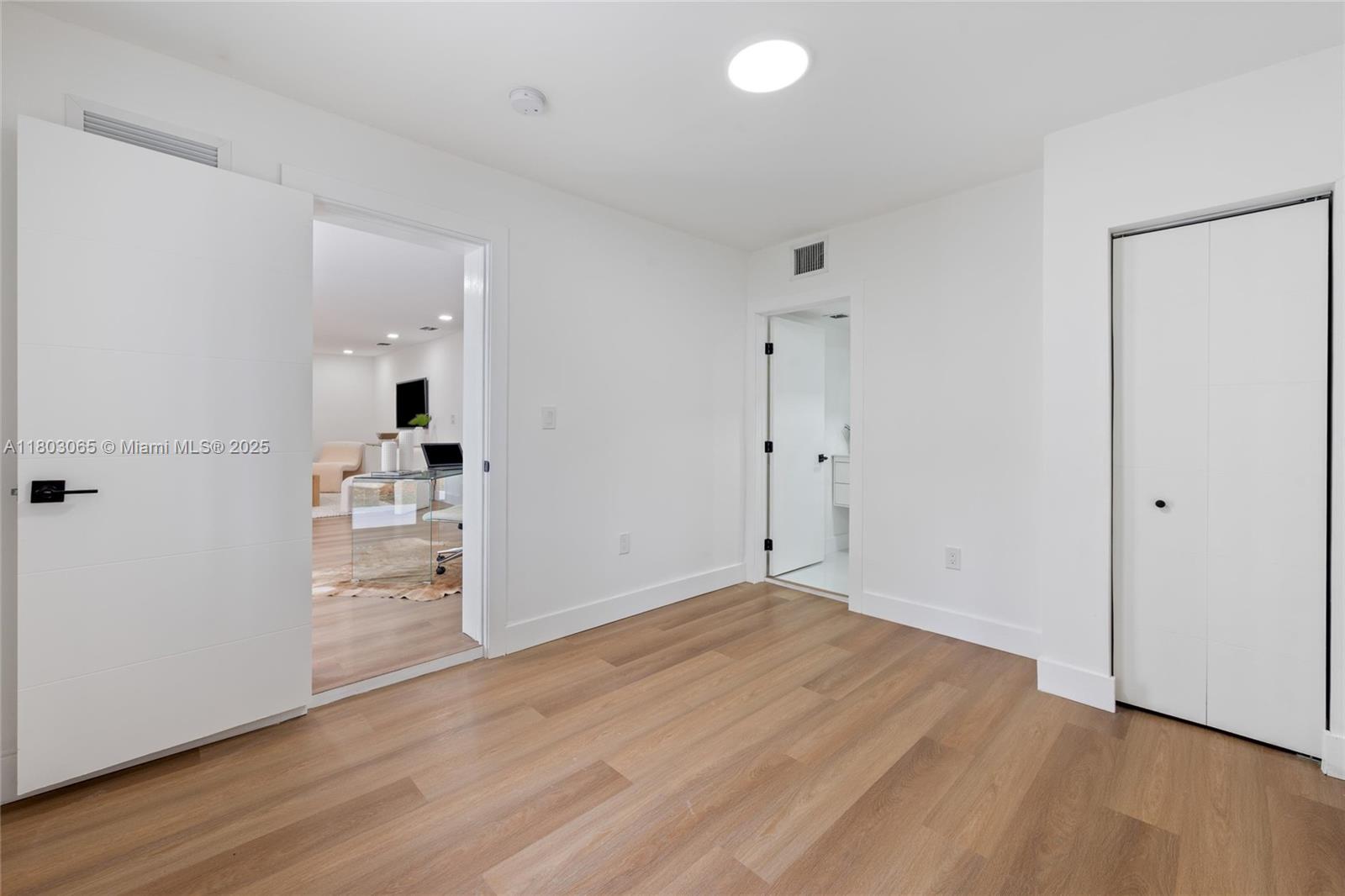 2735 SW 19th St, Miami, Florida image 22