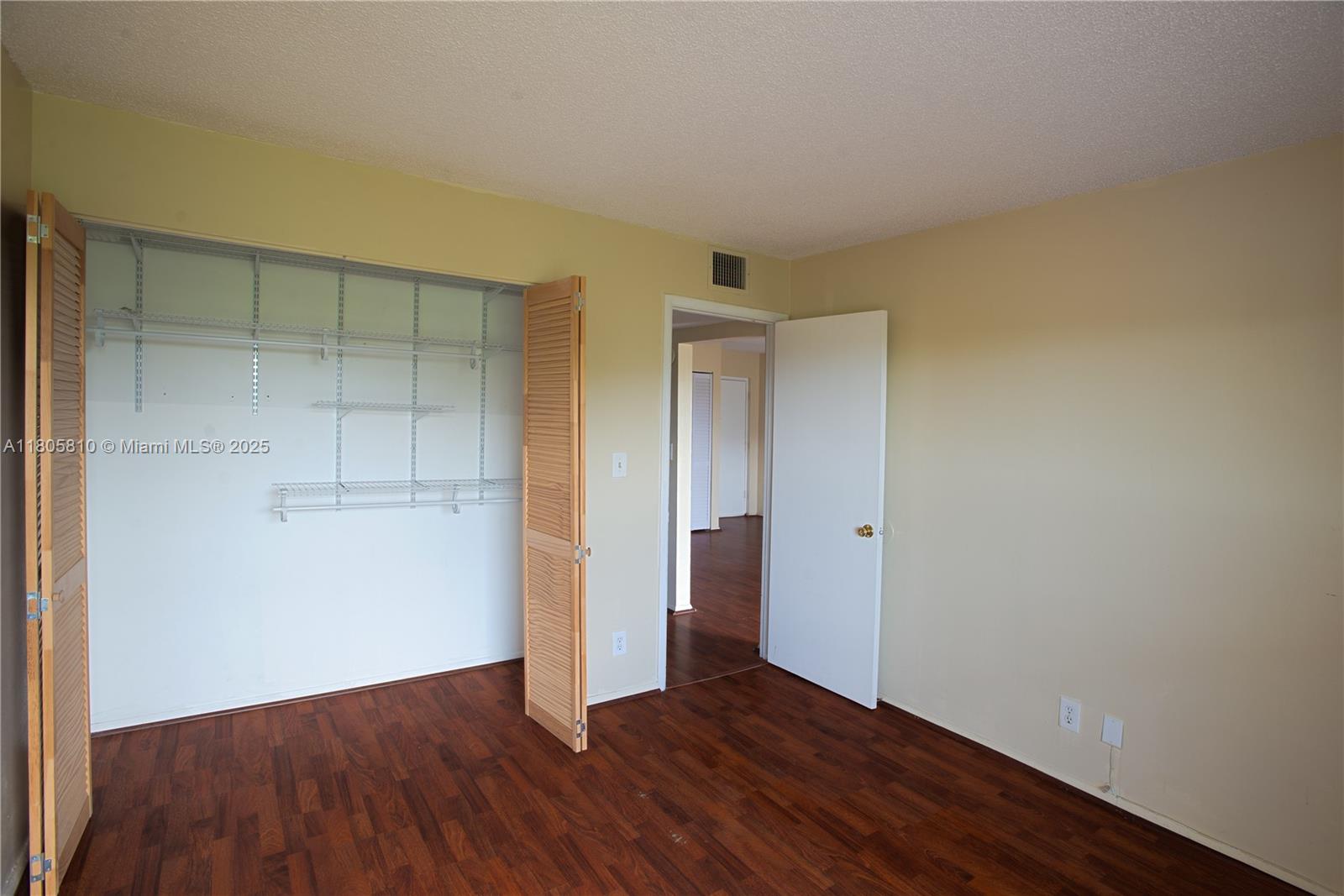 405 S Pine Island Rd #405D, Plantation, Florida image 12