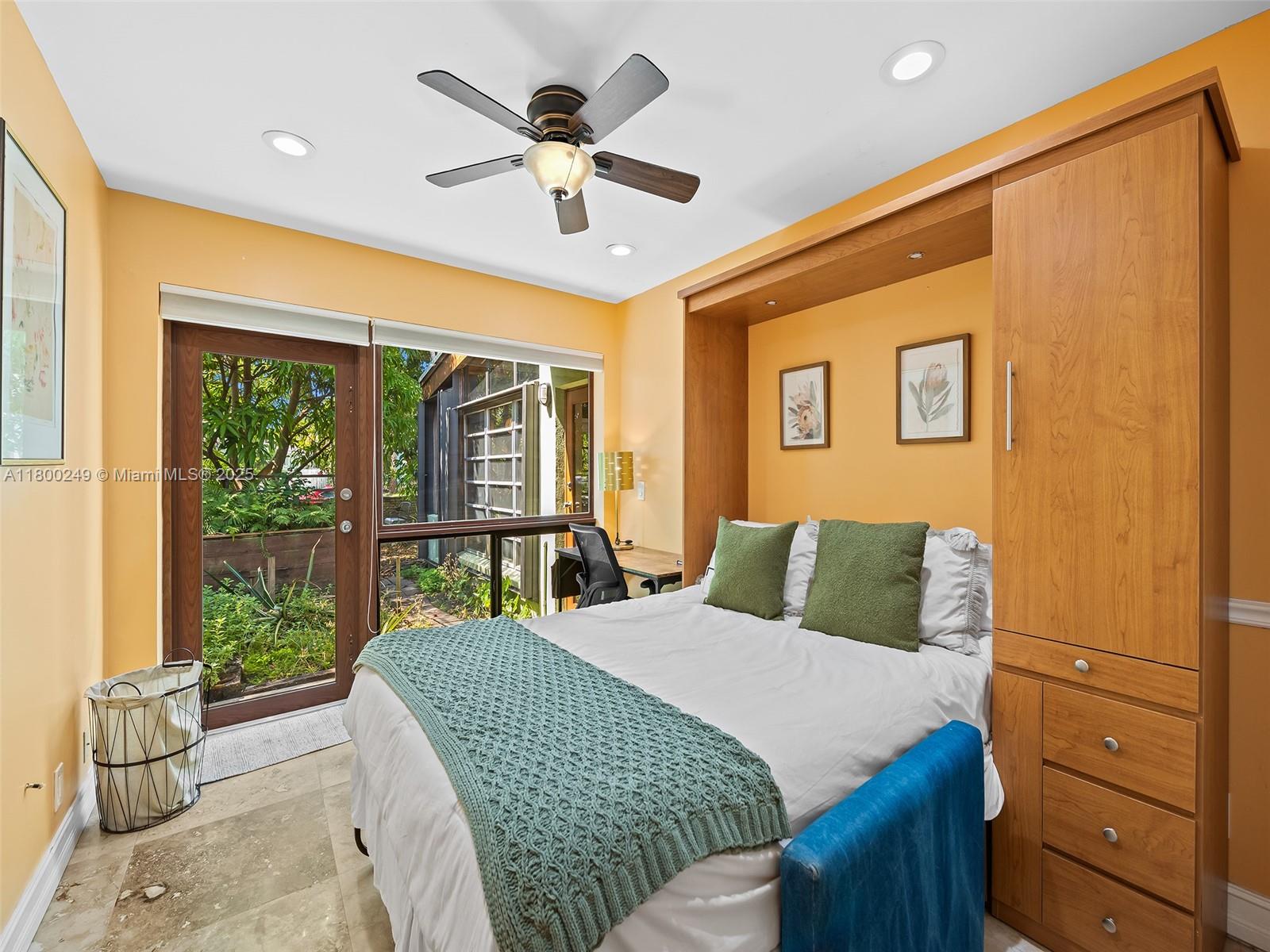 Listing Photo 14
