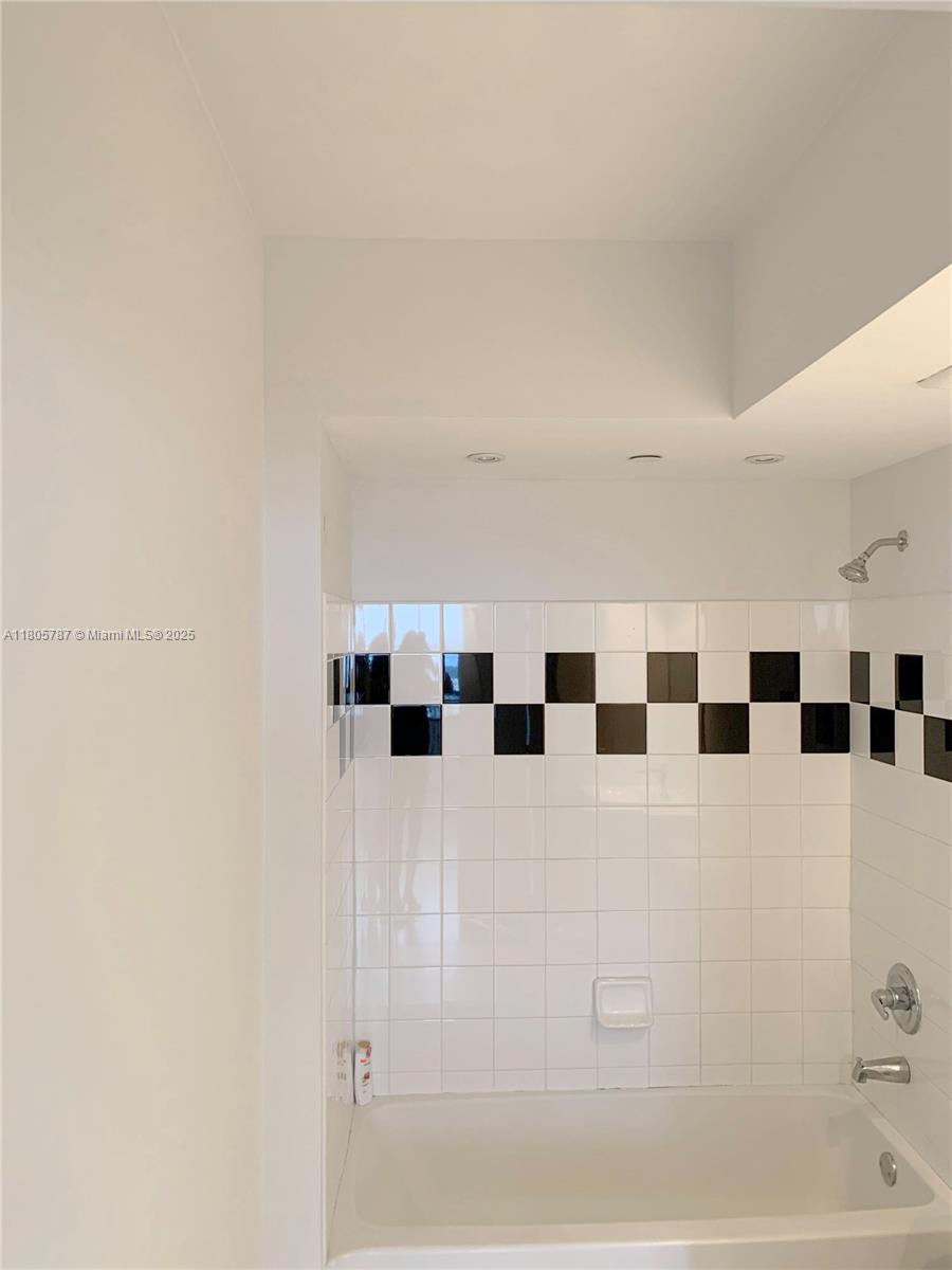 1330 West Ave #2207, Miami Beach FL 33139