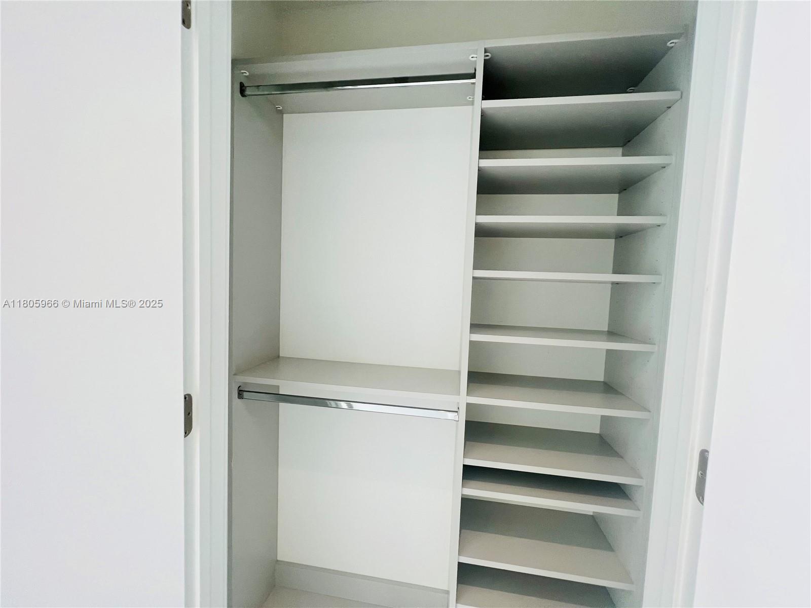 851 NE 1st Av #2808, Miami FL 33132