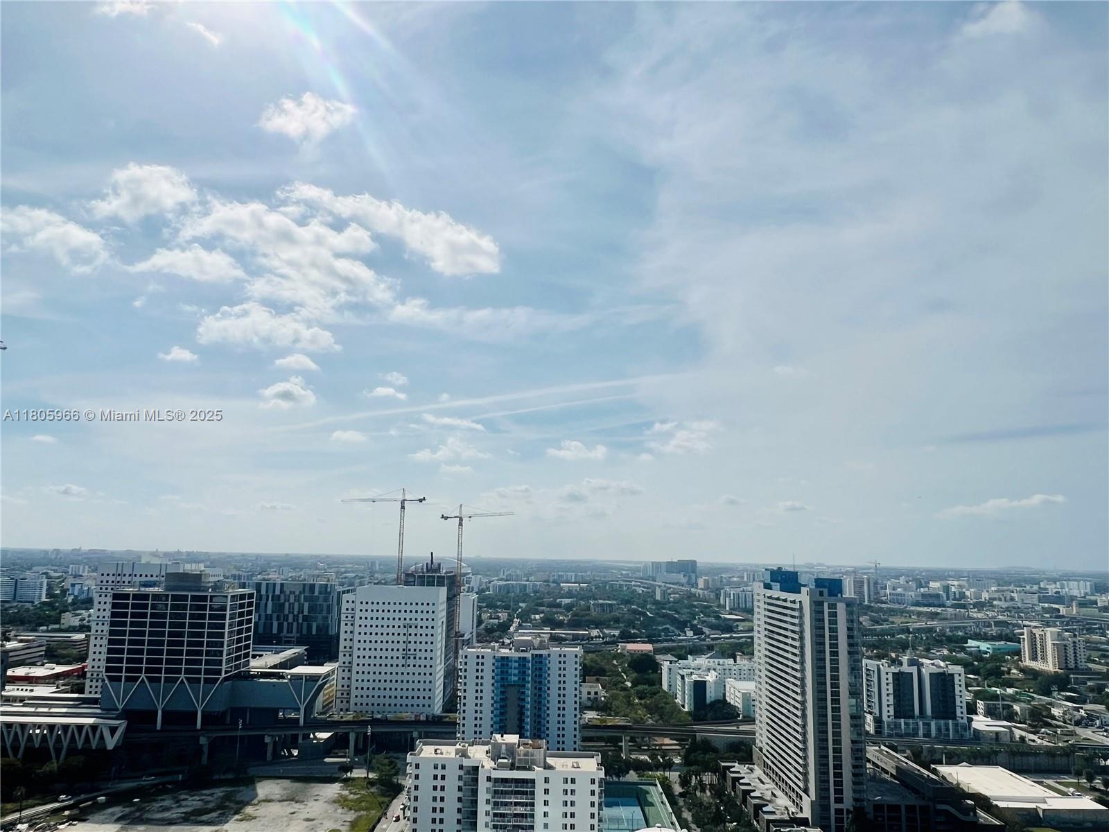 851 NE 1st Av #2808, Miami FL 33132