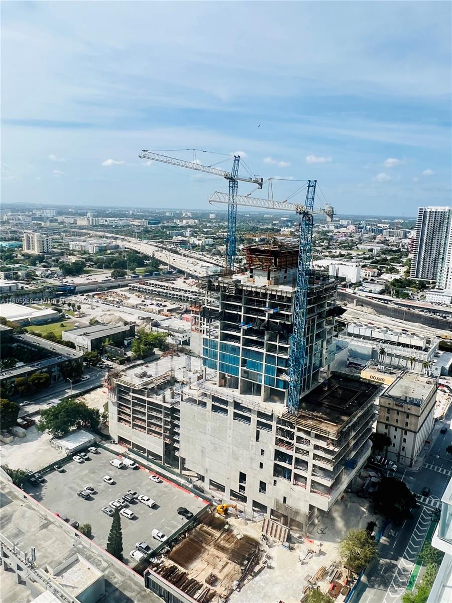 851 NE 1st Av #2808, Miami FL 33132