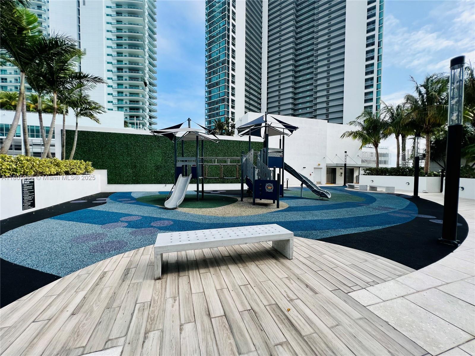 851 NE 1st Av #2808, Miami FL 33132