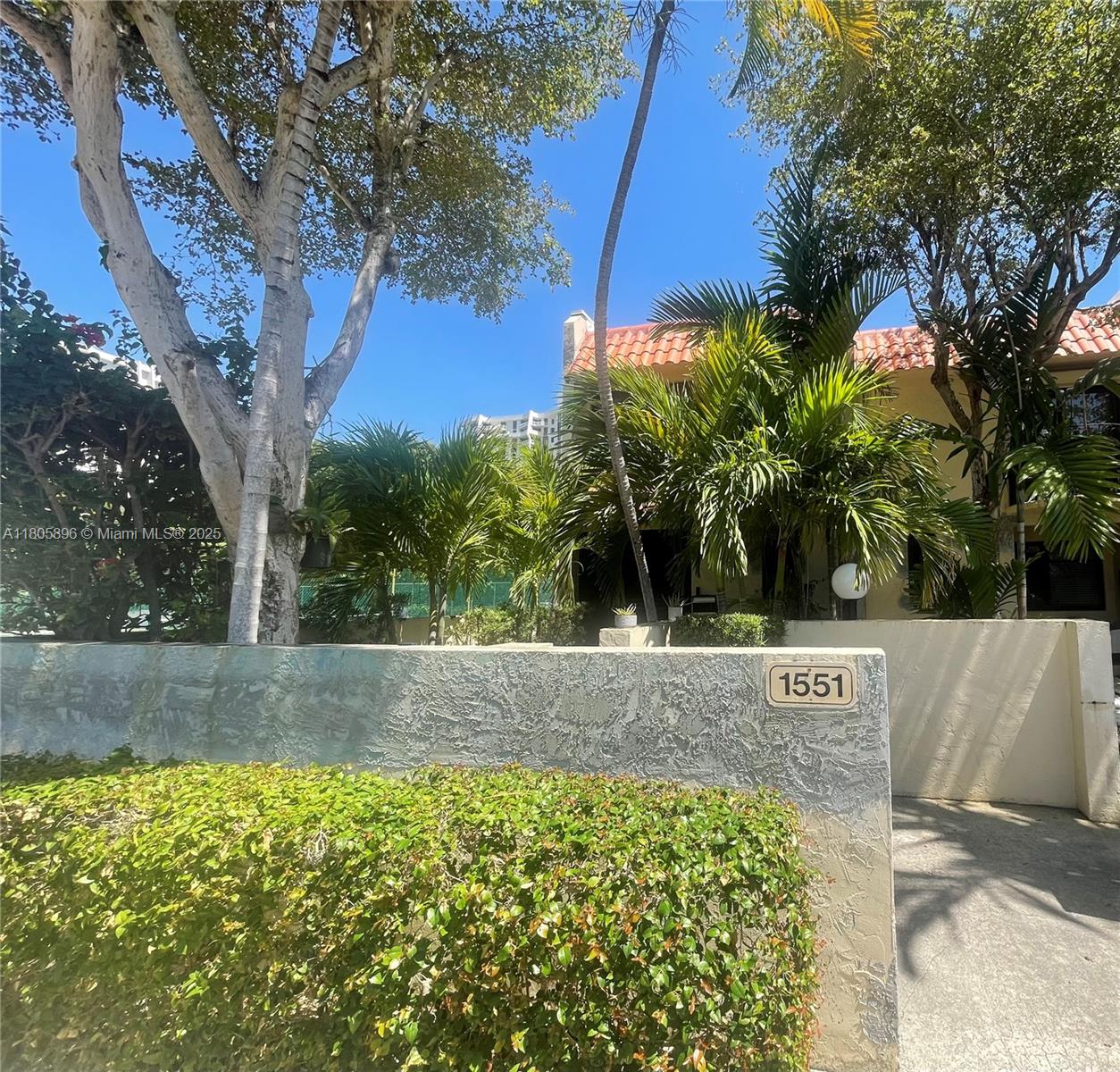 Property photo # 0