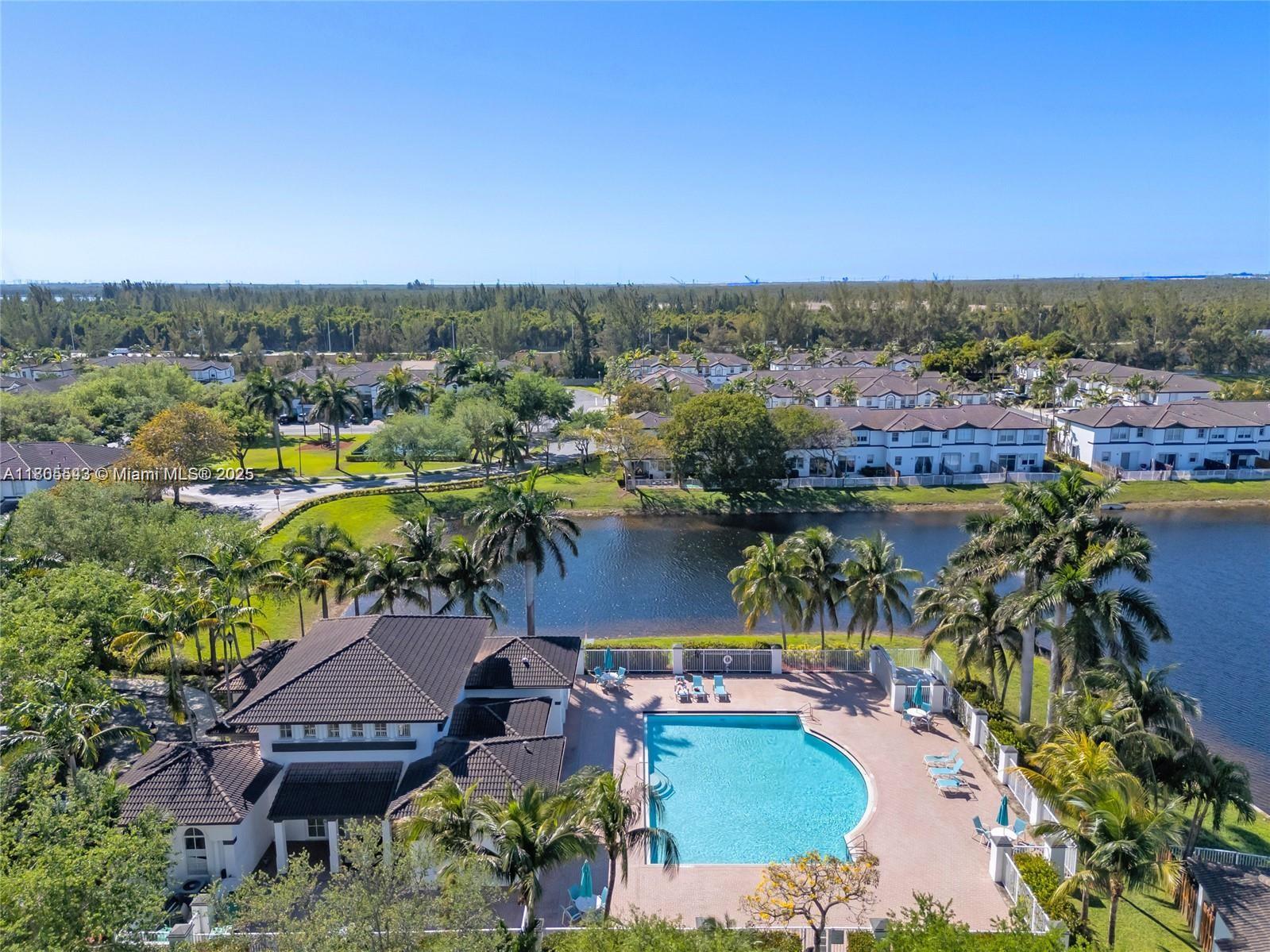 7719 NW 116th Path, Doral, Florida image 27