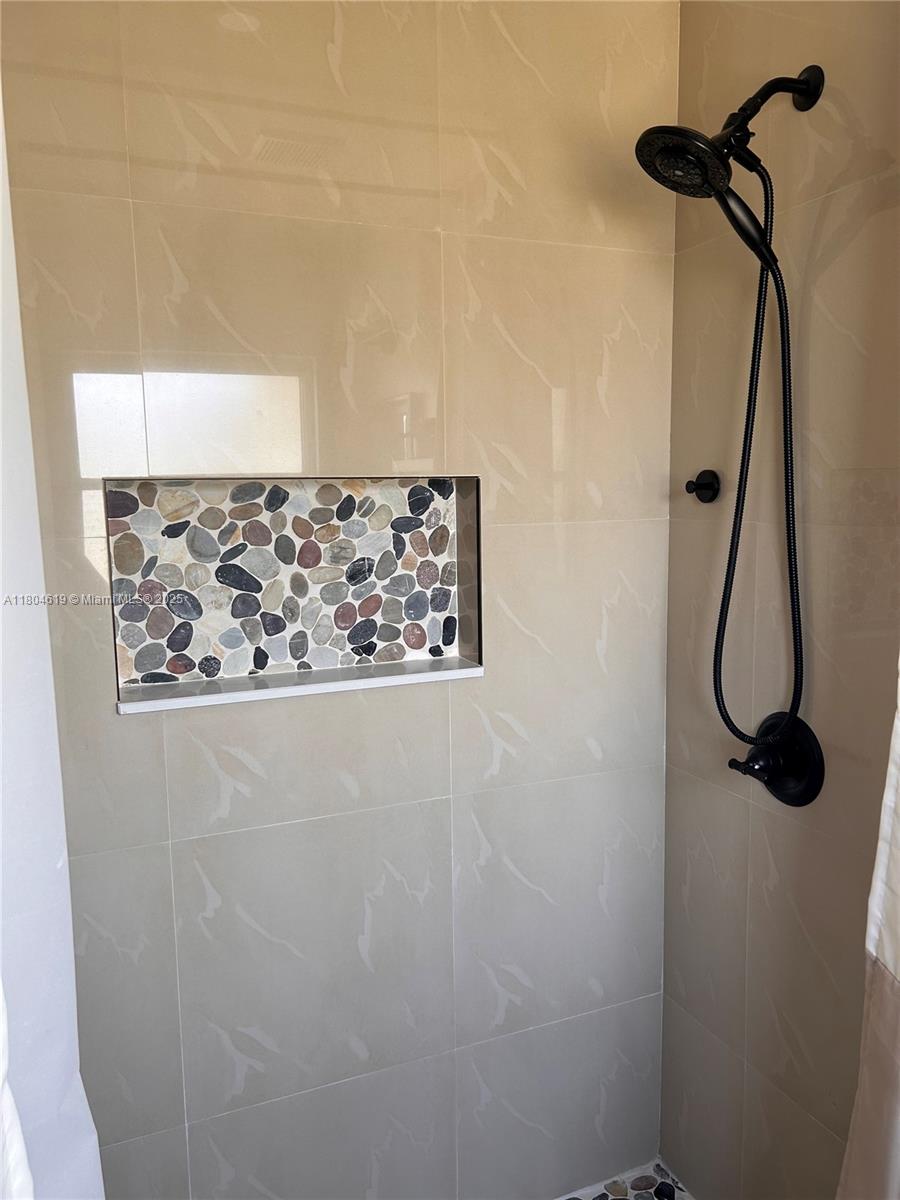 818 Lake Mcgregor Dr, Fort Myers, Florida image 18