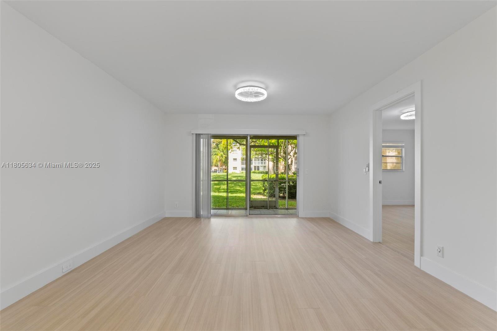 1300 SW 124th Ter #107P, Pembroke Pines, Florida image 18