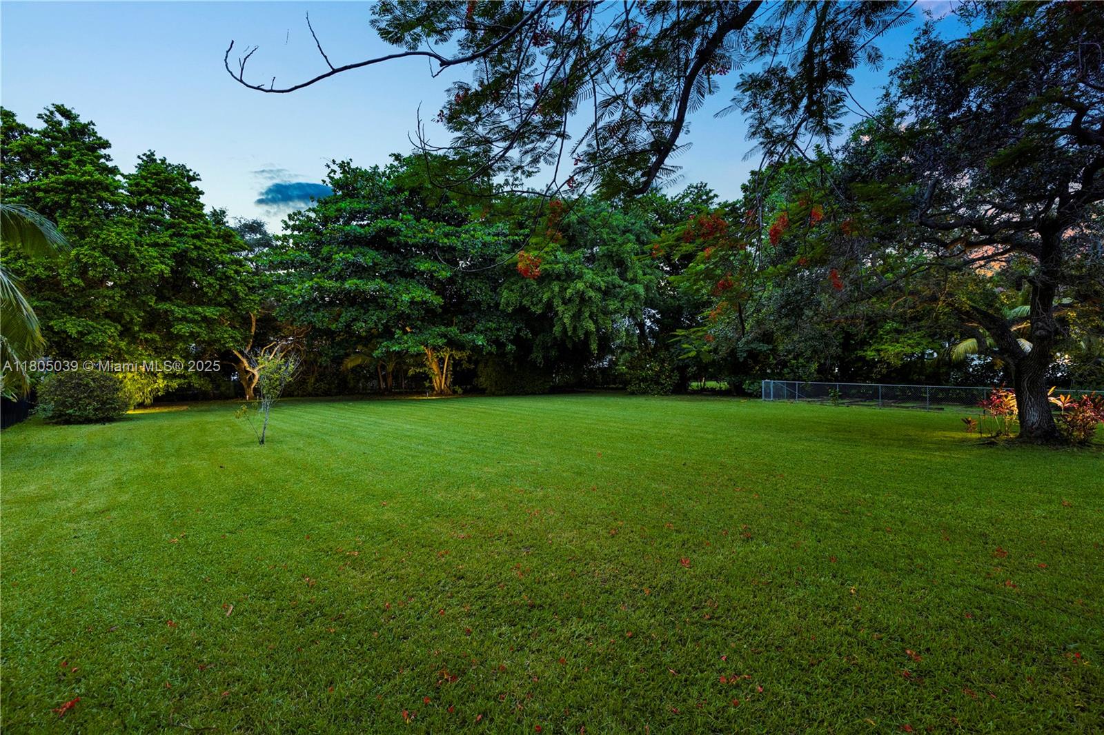 12300 Old Cutler Rd, Pinecrest, Florida image 36