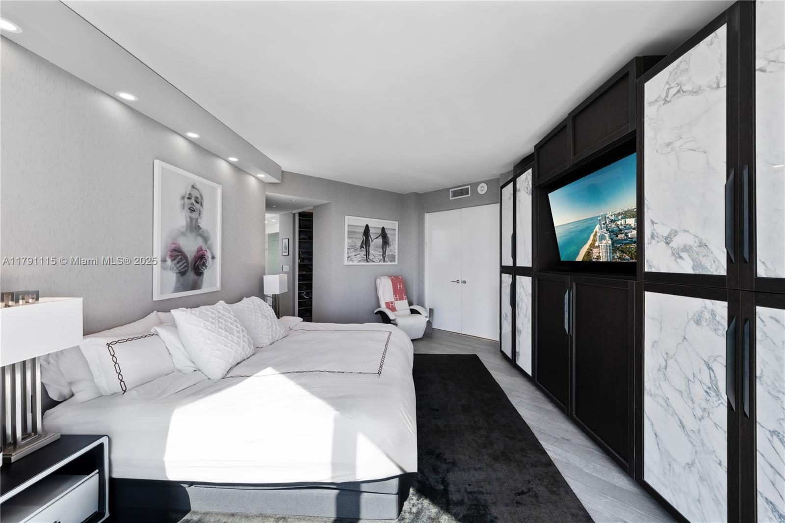 300 S Pointe Dr #1505, Miami Beach, Florida image 29