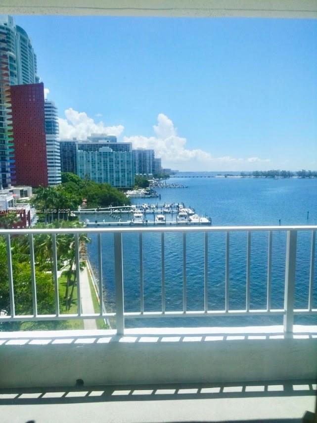 200 SE 15th Rd #9B, Miami, Florida image 4