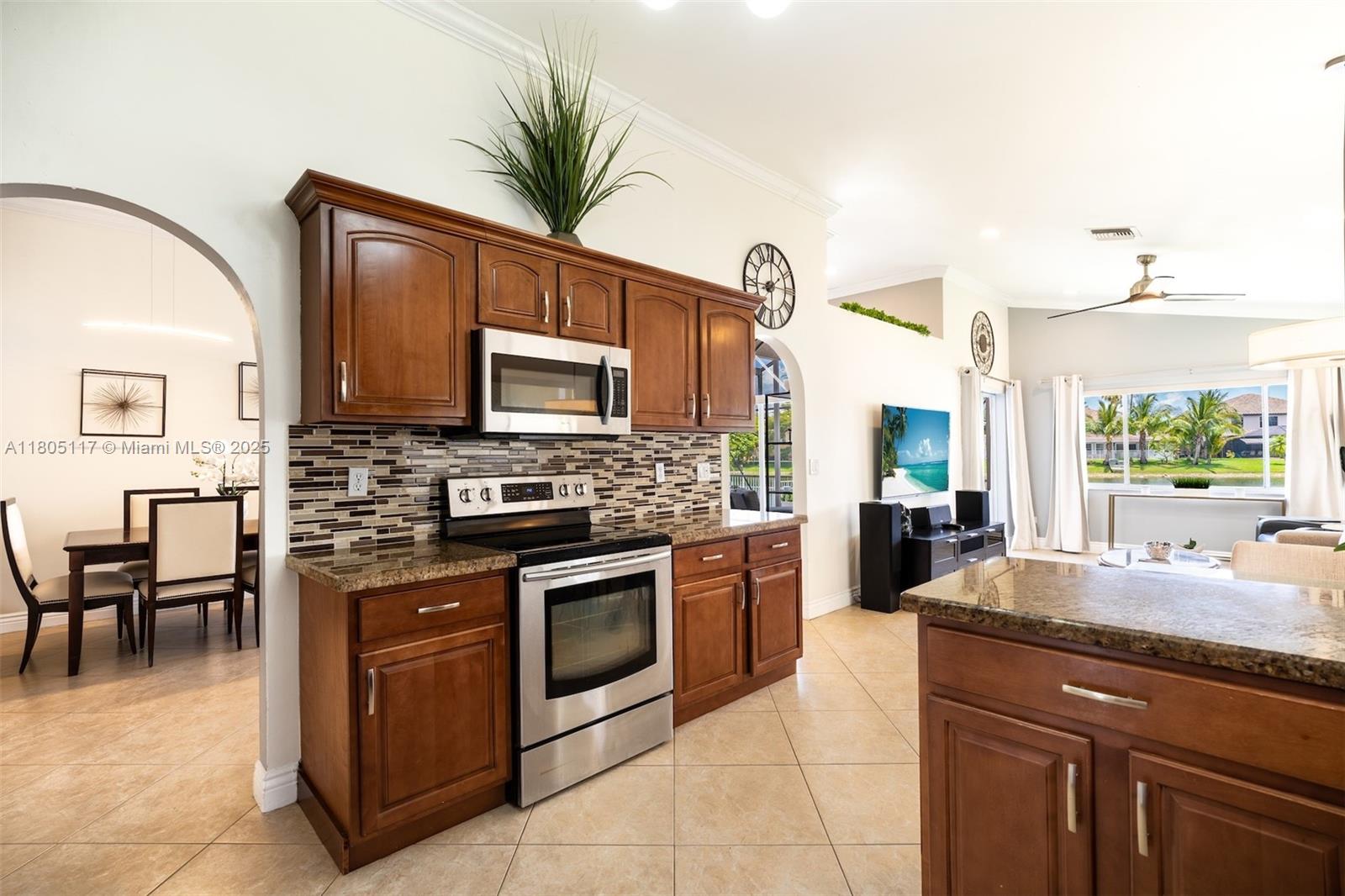 921 SW 176th Ave, Pembroke Pines, Florida image 15