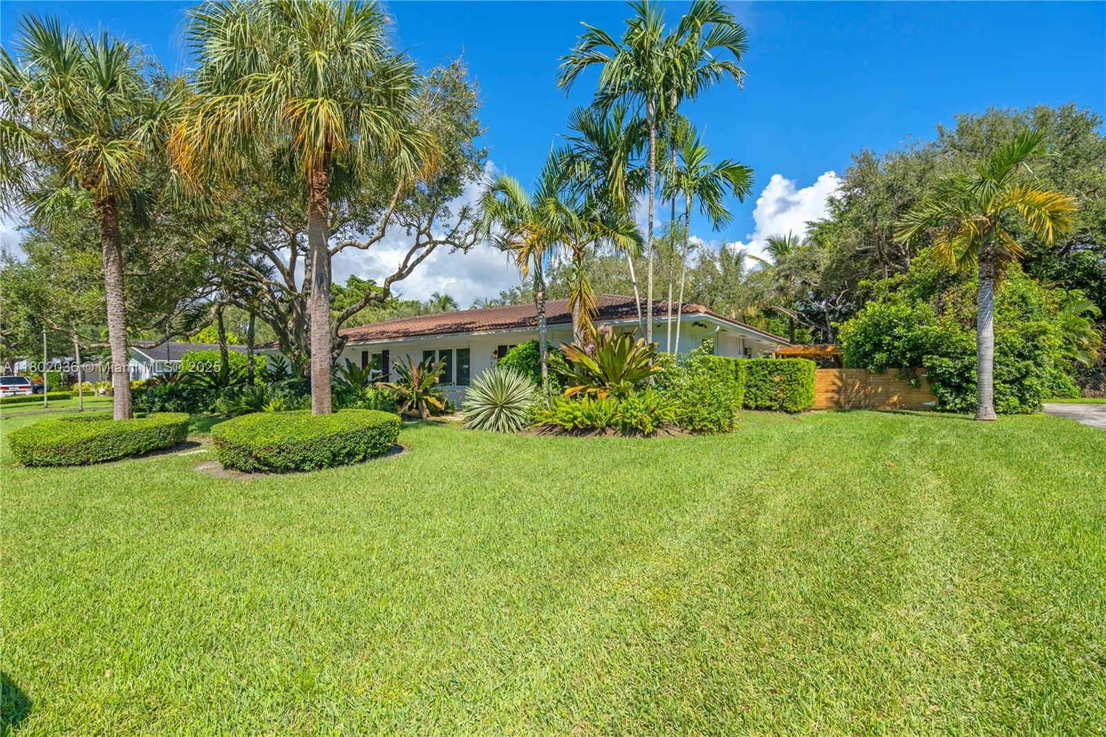 7465 SW 163rd St, Palmetto Bay, Florida image 3