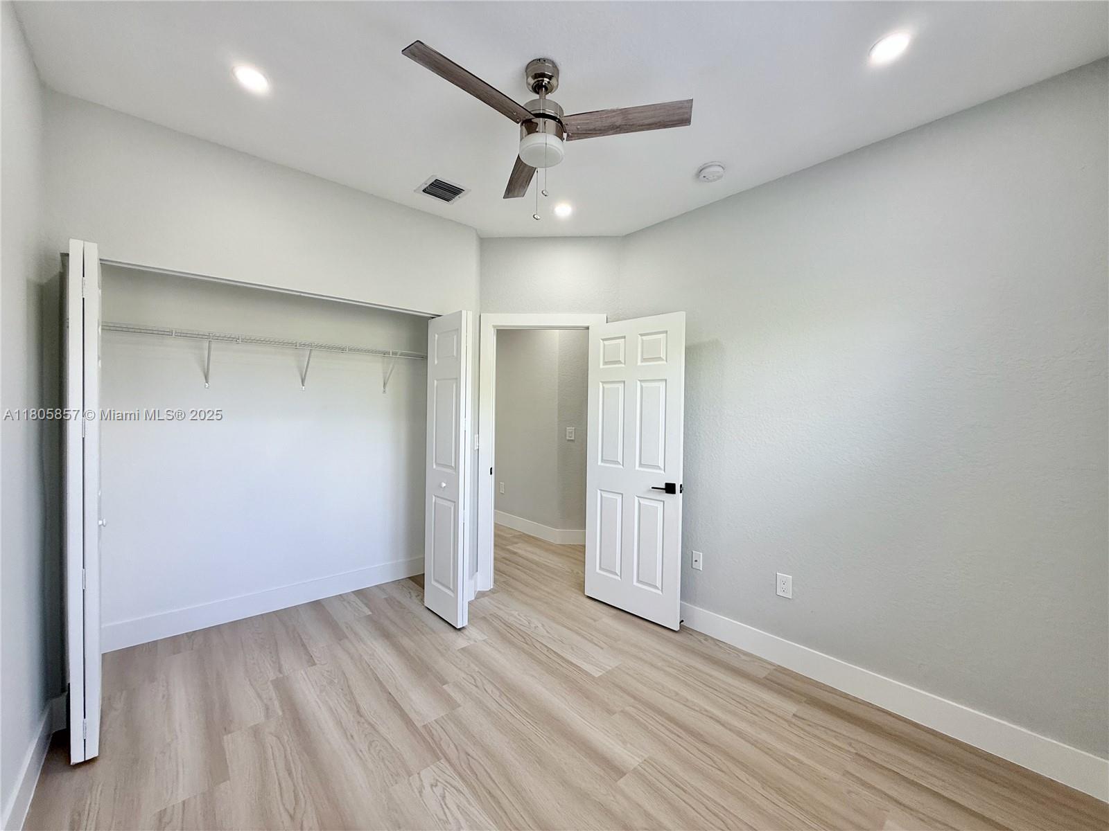884 NW 170th Ter, Pembroke Pines, Florida image 14