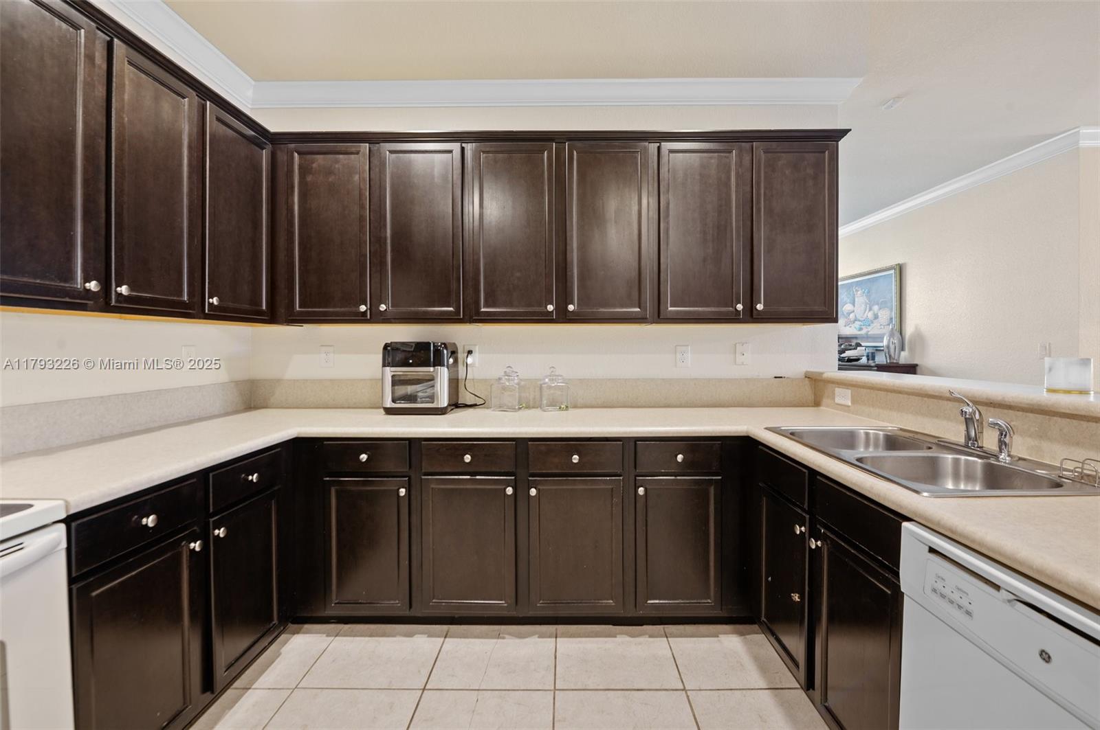 22780 SW 92nd Ct, Cutler Bay, Florida image 12