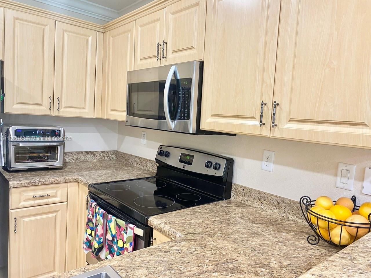 Property photo # 9