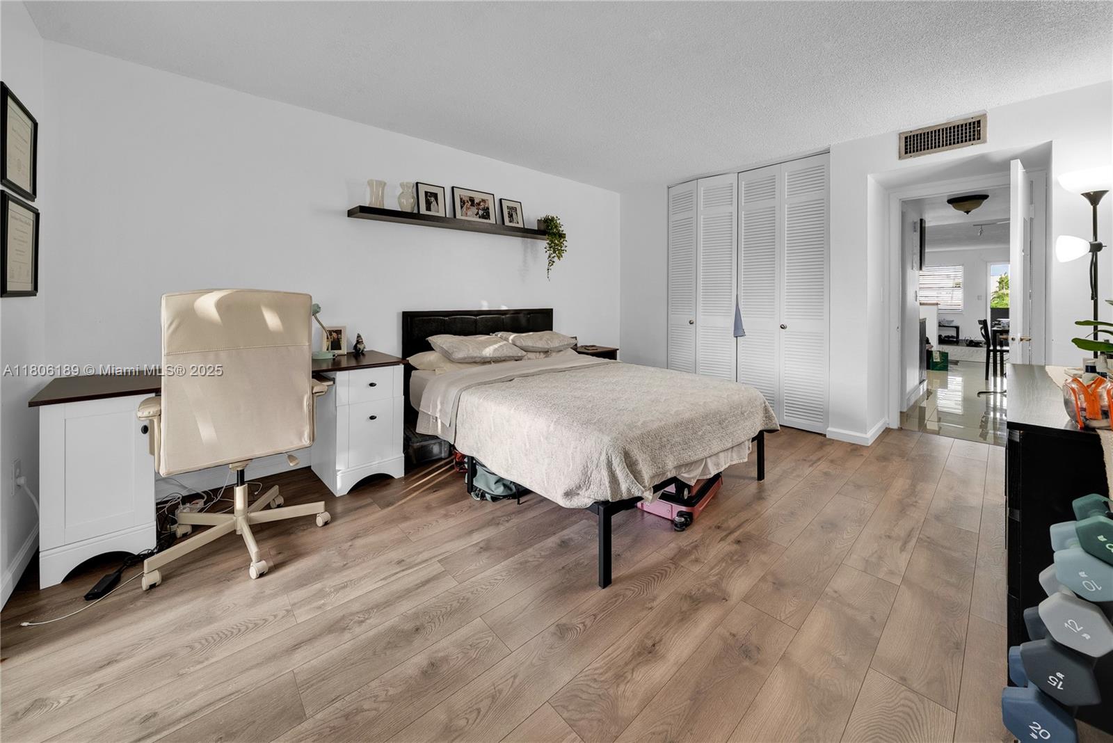 4011 N Meridian Ave #38, Miami Beach, Florida image 2