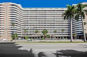 5555 Collins Ave #14U, Miami Beach, Florida image 2
