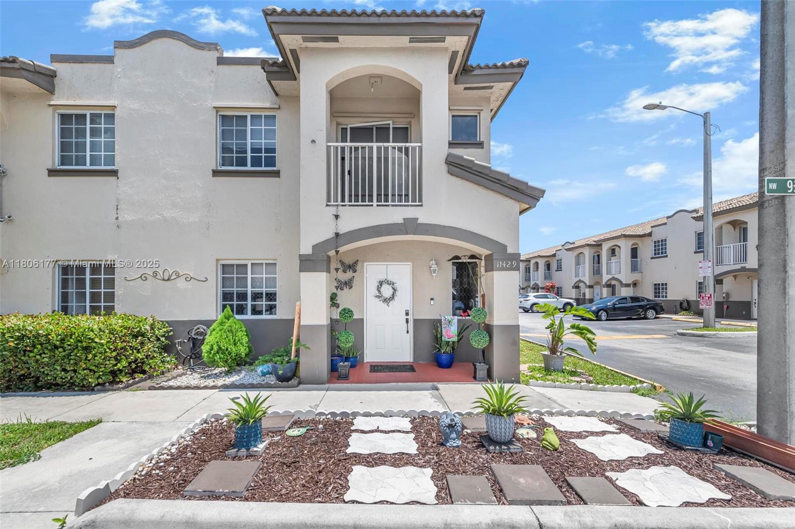 11429 NW 93rd Ct #1, Hialeah Gardens, Florida image 1