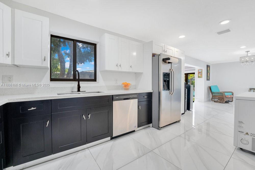 2807 S Wiley St, Hollywood, Florida image 4