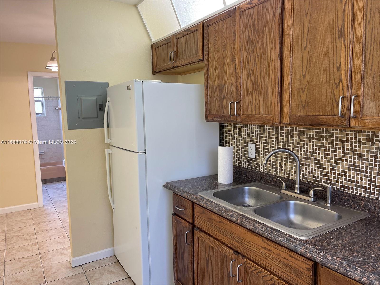 Property photo # 4