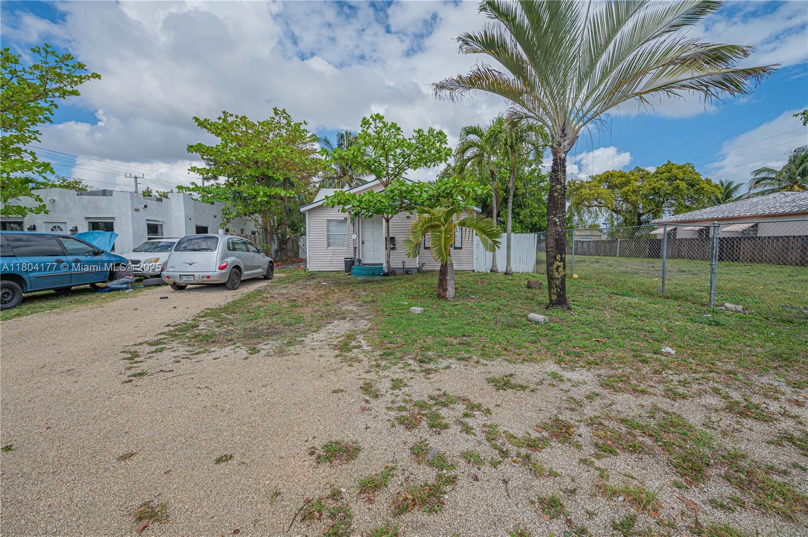 2131 Cleveland St, Hollywood, Florida image 6