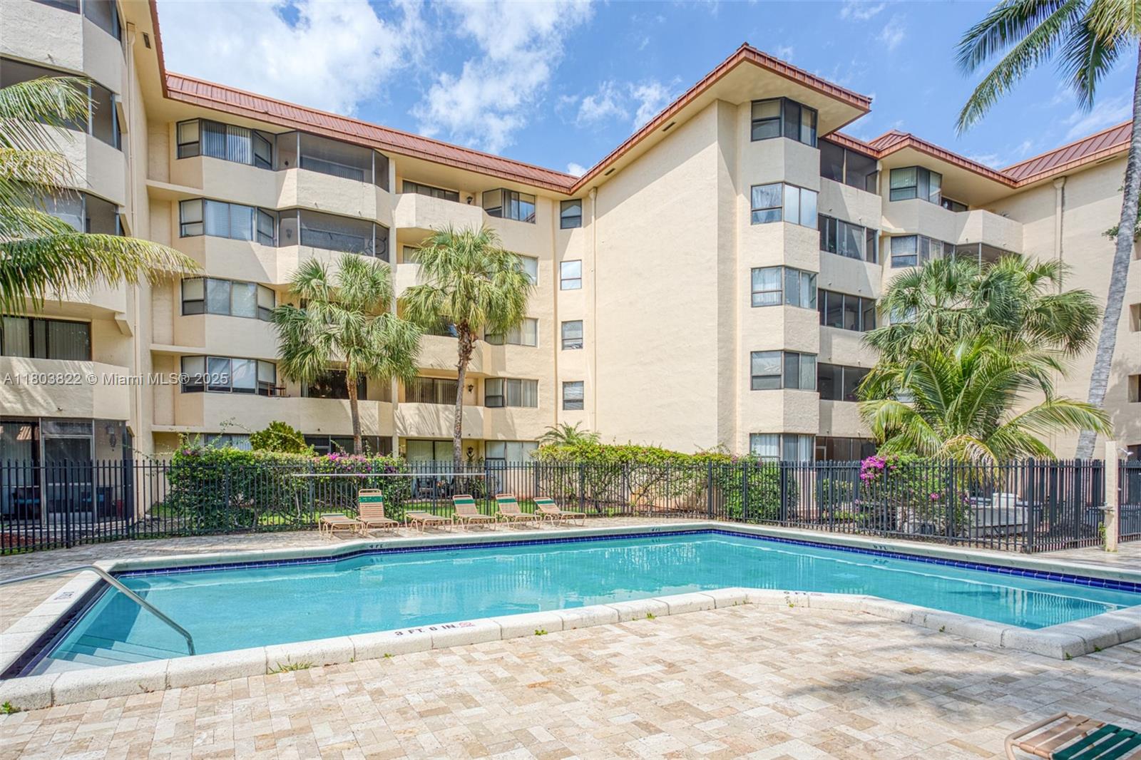 7401 NW 16th St #408, Plantation, Florida image 24
