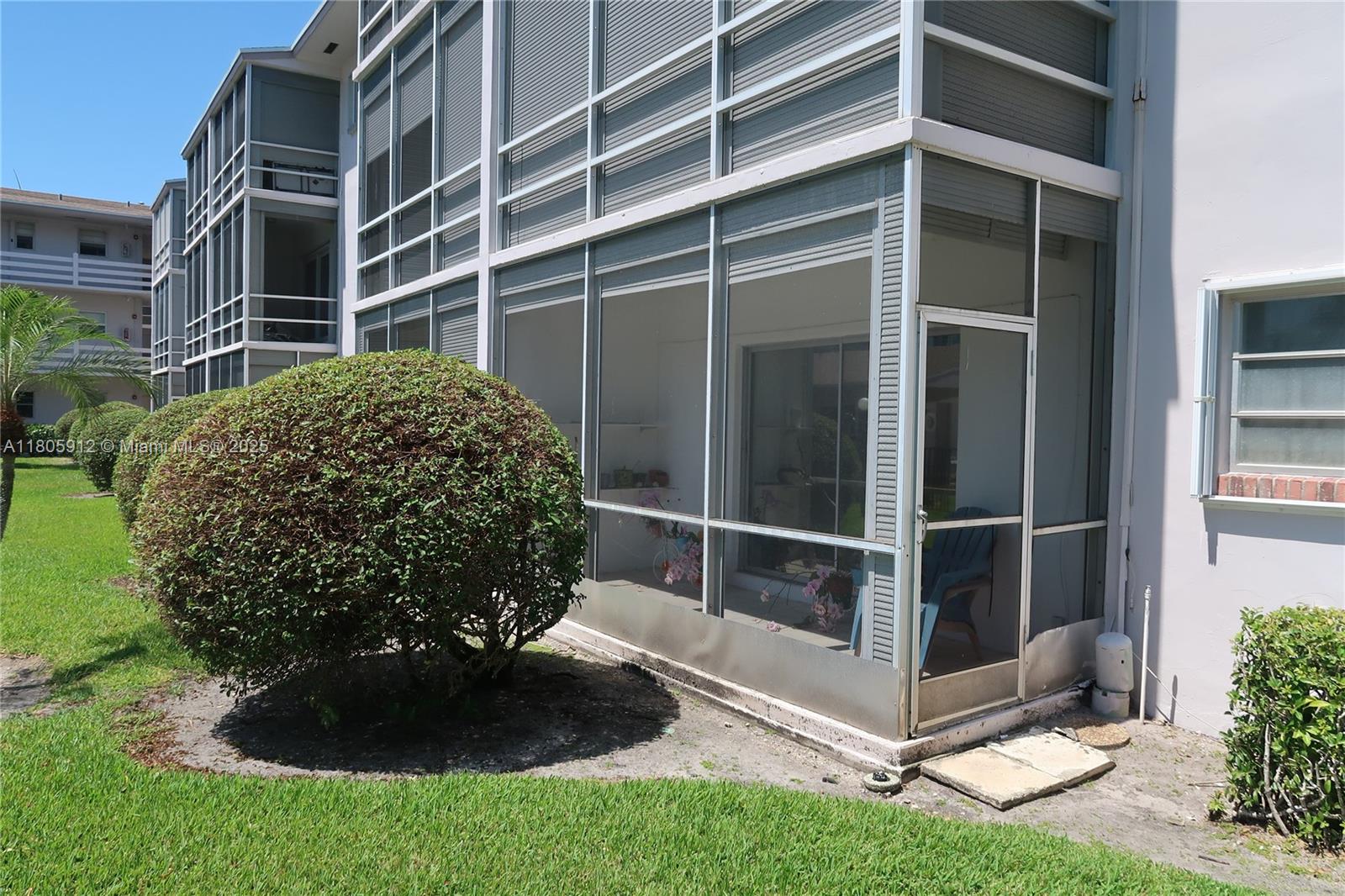 700 Layne Blvd #112, Hallandale Beach, Florida image 44