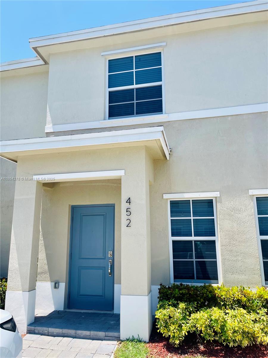 452 NE 4th St, Florida City, Florida image 2
