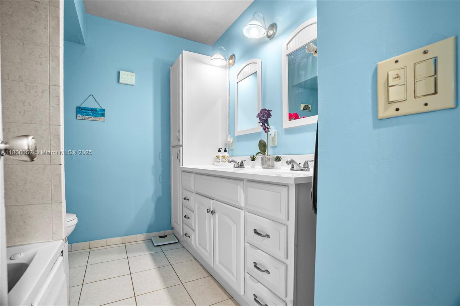 6761 NW 20th St, Margate, Florida image 25