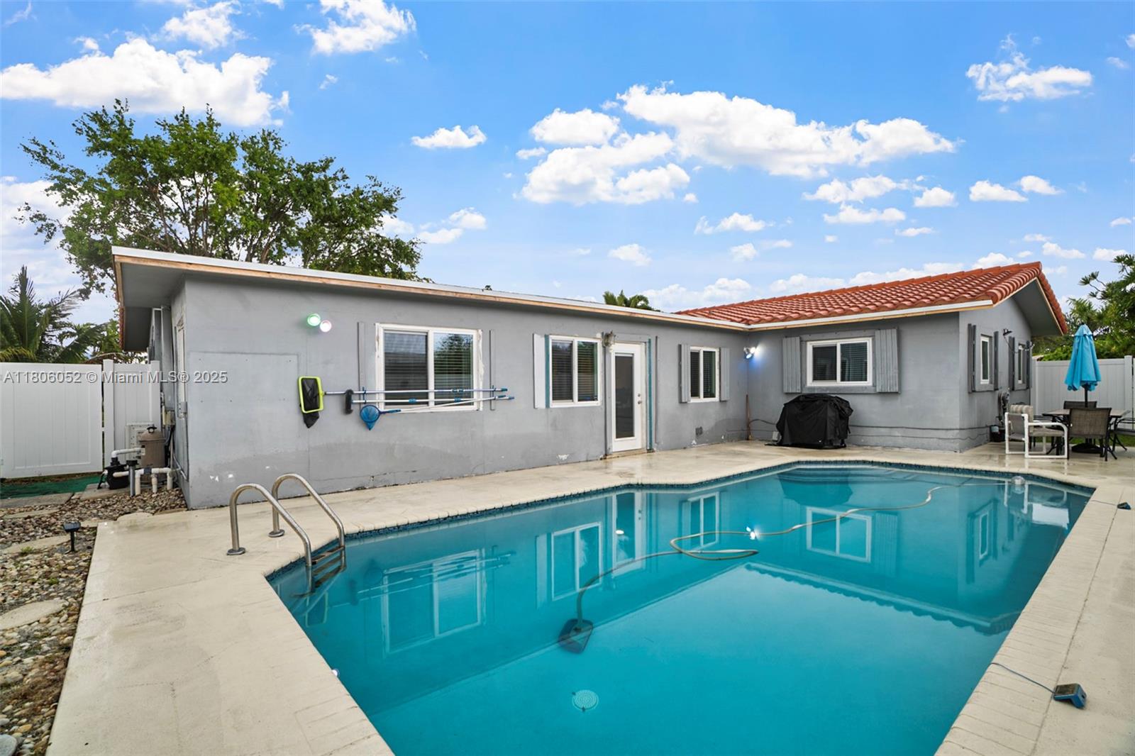6761 NW 20th St, Margate, Florida image 36