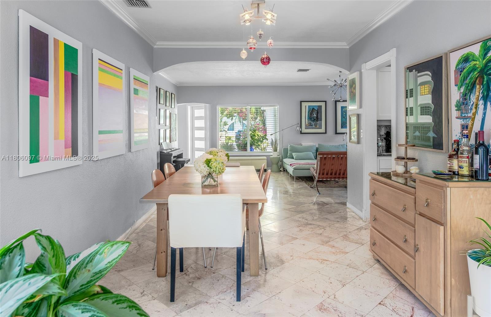 9057 Emerson Ave, Surfside, Florida image 11