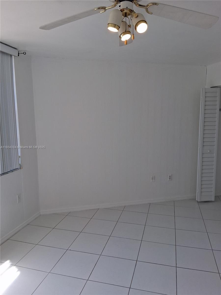 1400 Saint Charles Pl #516, Pembroke Pines, Florida image 19