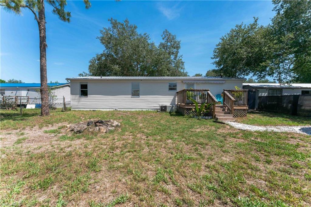4018 Caloosa Loop, La Belle, Florida image 33