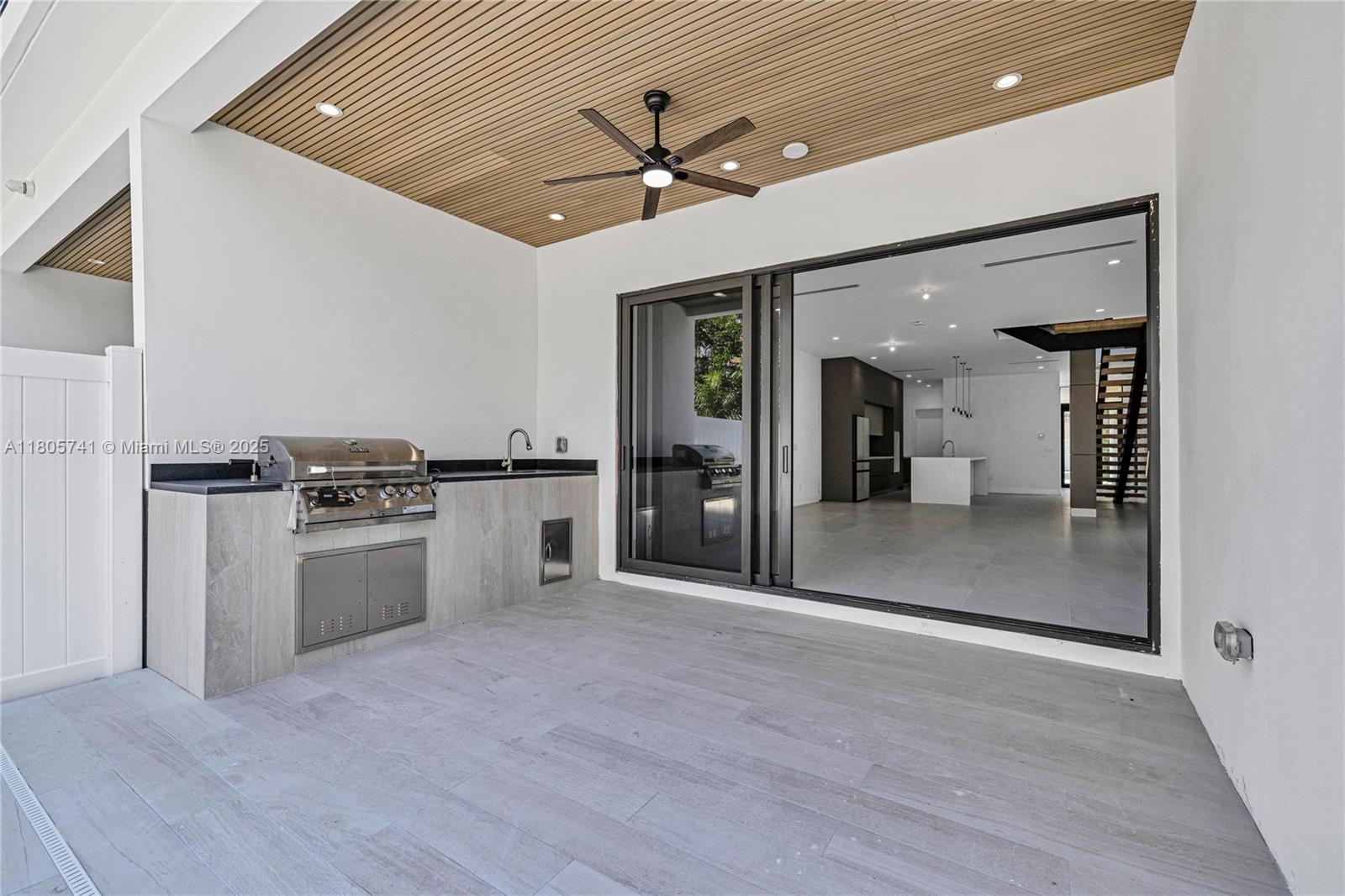 1233 NE 12th Ave #B, Fort Lauderdale, Florida image 20