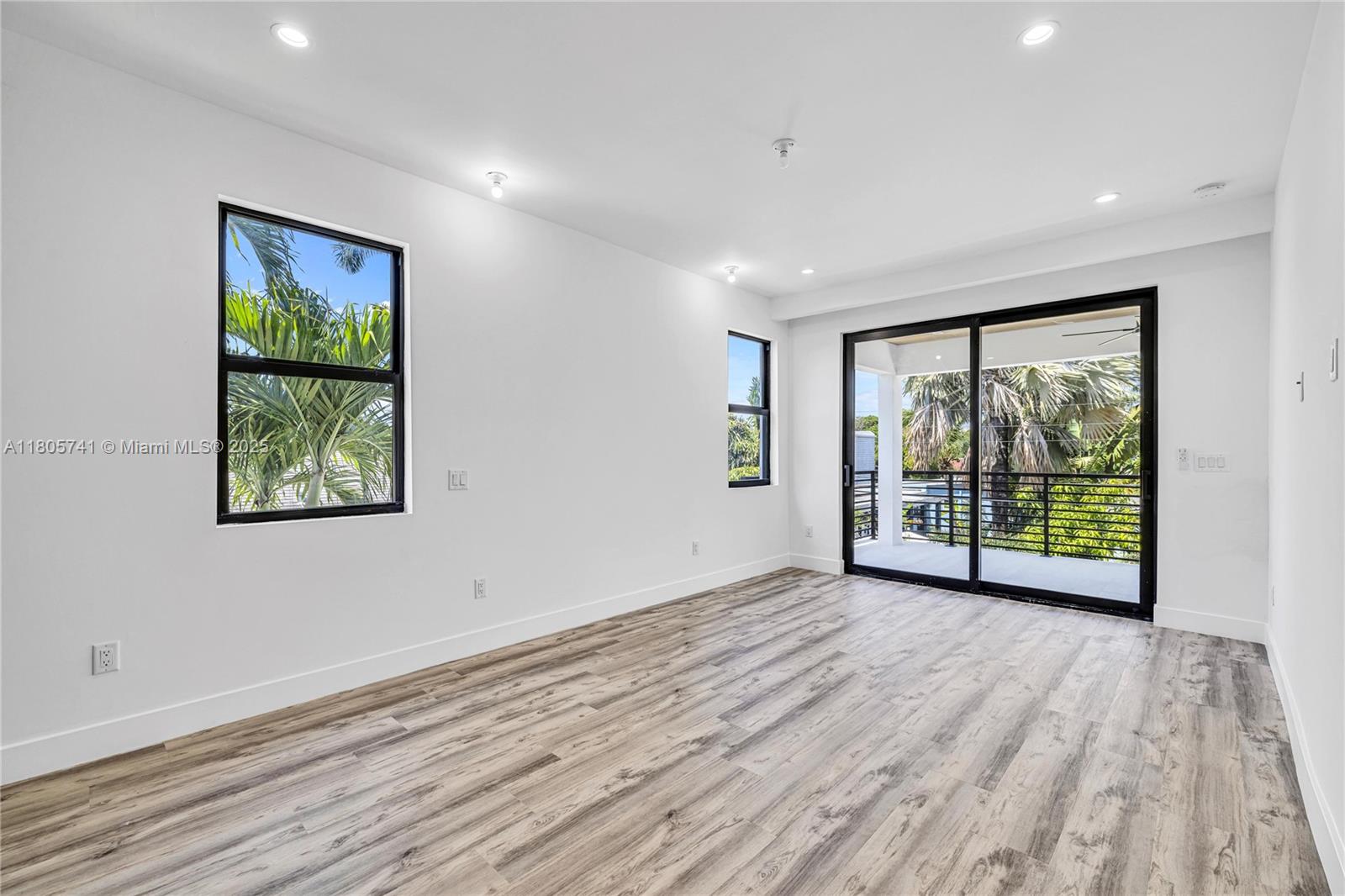 1233 NE 12th Ave #B, Fort Lauderdale, Florida image 29
