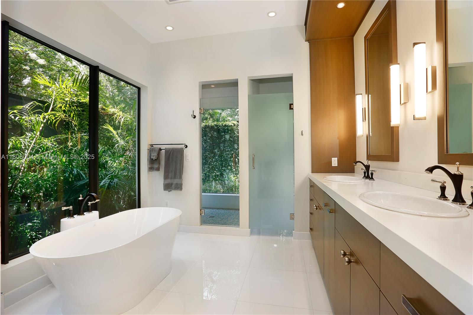 7710 Erwin Rd, Coral Gables, Florida image 18