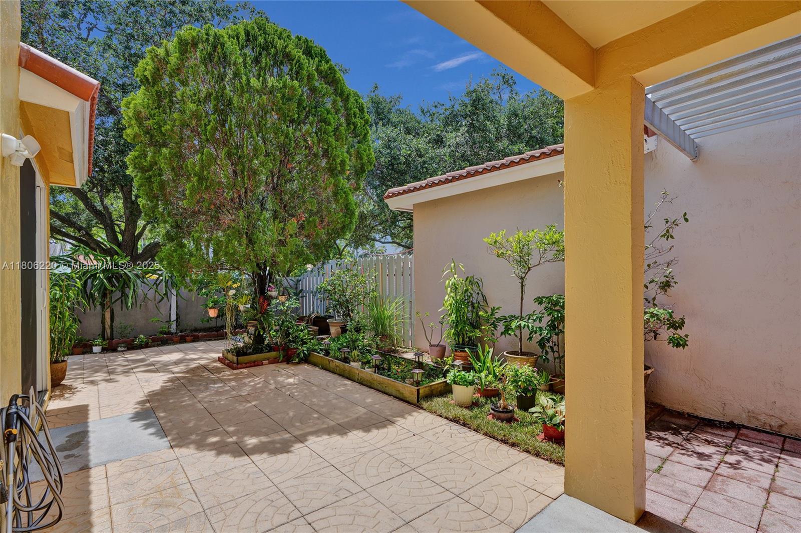 3910 Fern Forest Rd, Cooper City, Florida image 32