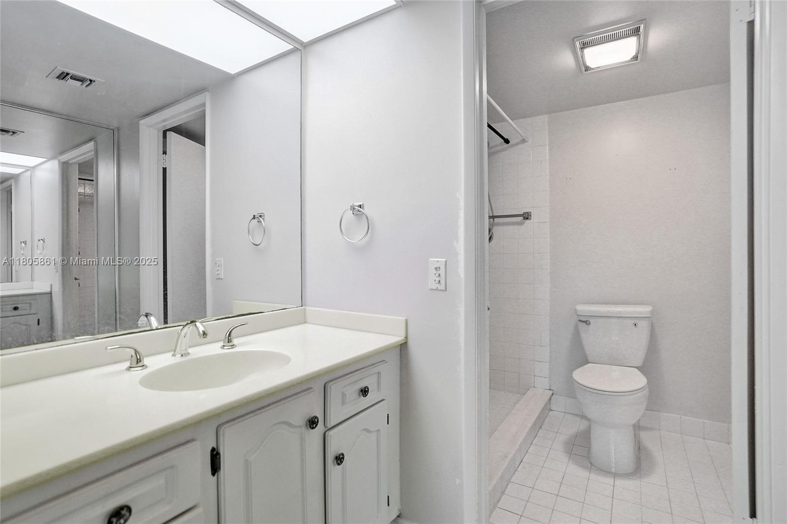 1108 Bahama Bnd #B1, Coconut Creek, Florida image 28