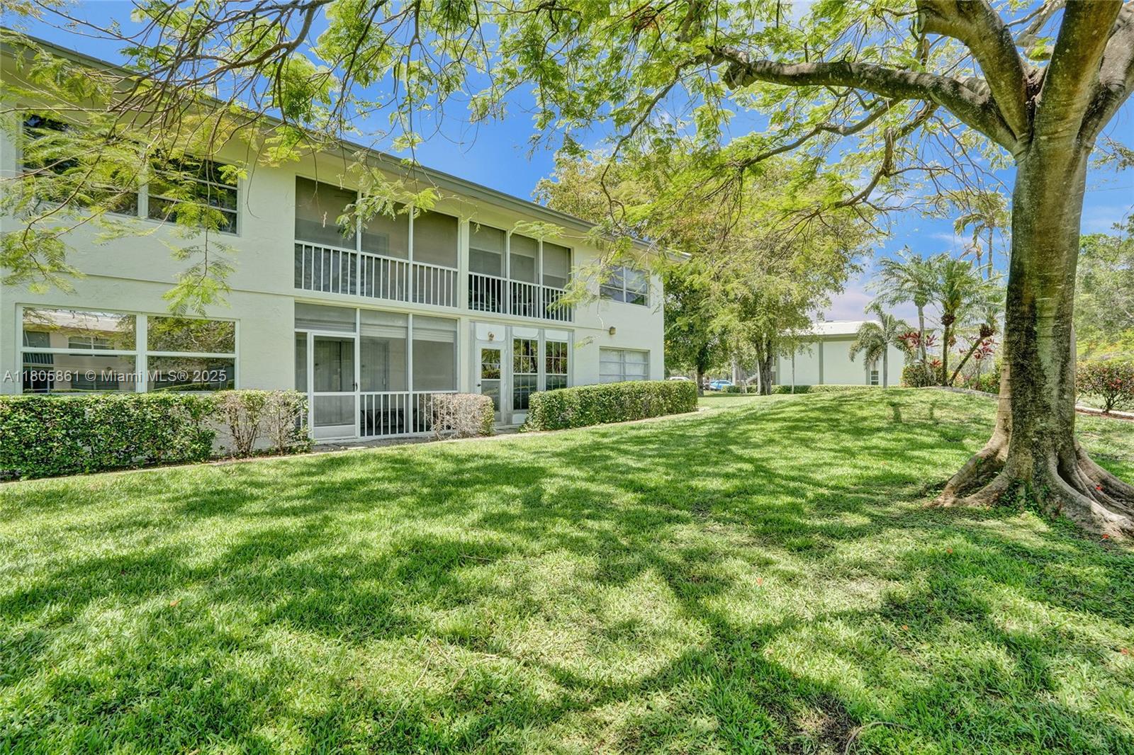1108 Bahama Bnd #B1, Coconut Creek, Florida image 45