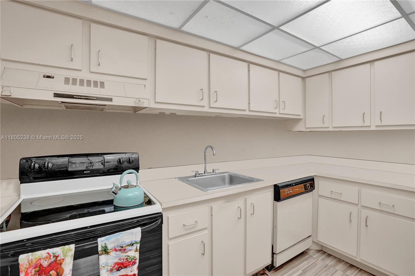 4222 Inverrary Blvd #4213, Lauderhill, Florida image 11